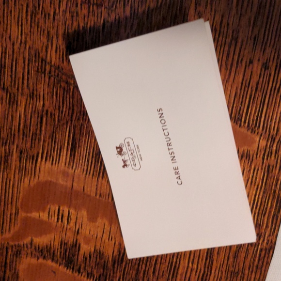 🔥HP 6-25-24🔥Coach Rare Multicolor Op Art Print Poppy Tote Bag Purple Pink - Picture 4 of 12